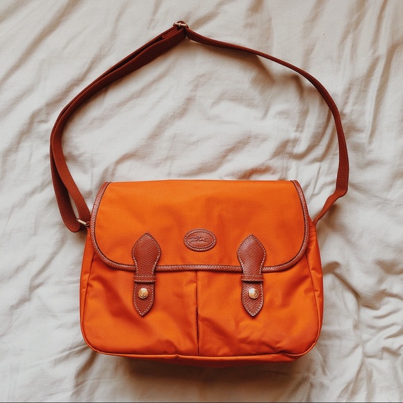 longchamp adjustable strap